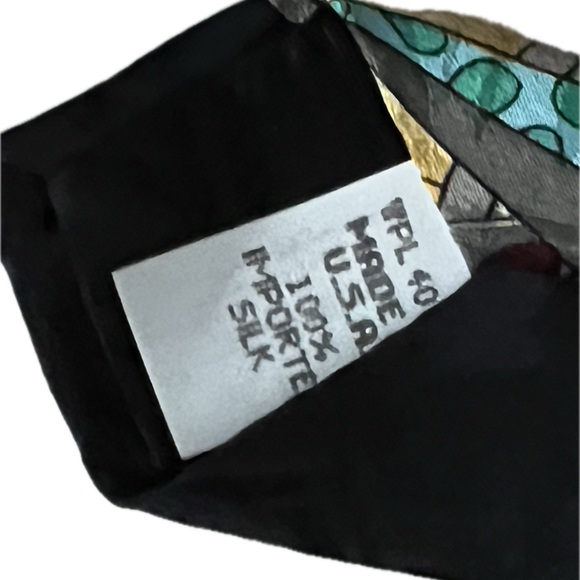 1993 Mutiny on the Bounty Vintage Necktie/Tie/Neck Tie | American Film Classics - Picture 9 of 17